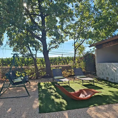 L 'oustalet Saint-Paulet-de-Caisson