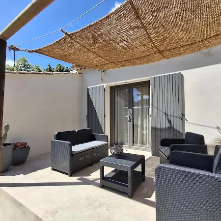 Дом отдыха L 'oustalet Saint-Paulet-de-Caisson