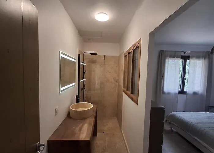 Hébergement de vacances L 'oustalet Saint-Paulet-de-Caisson